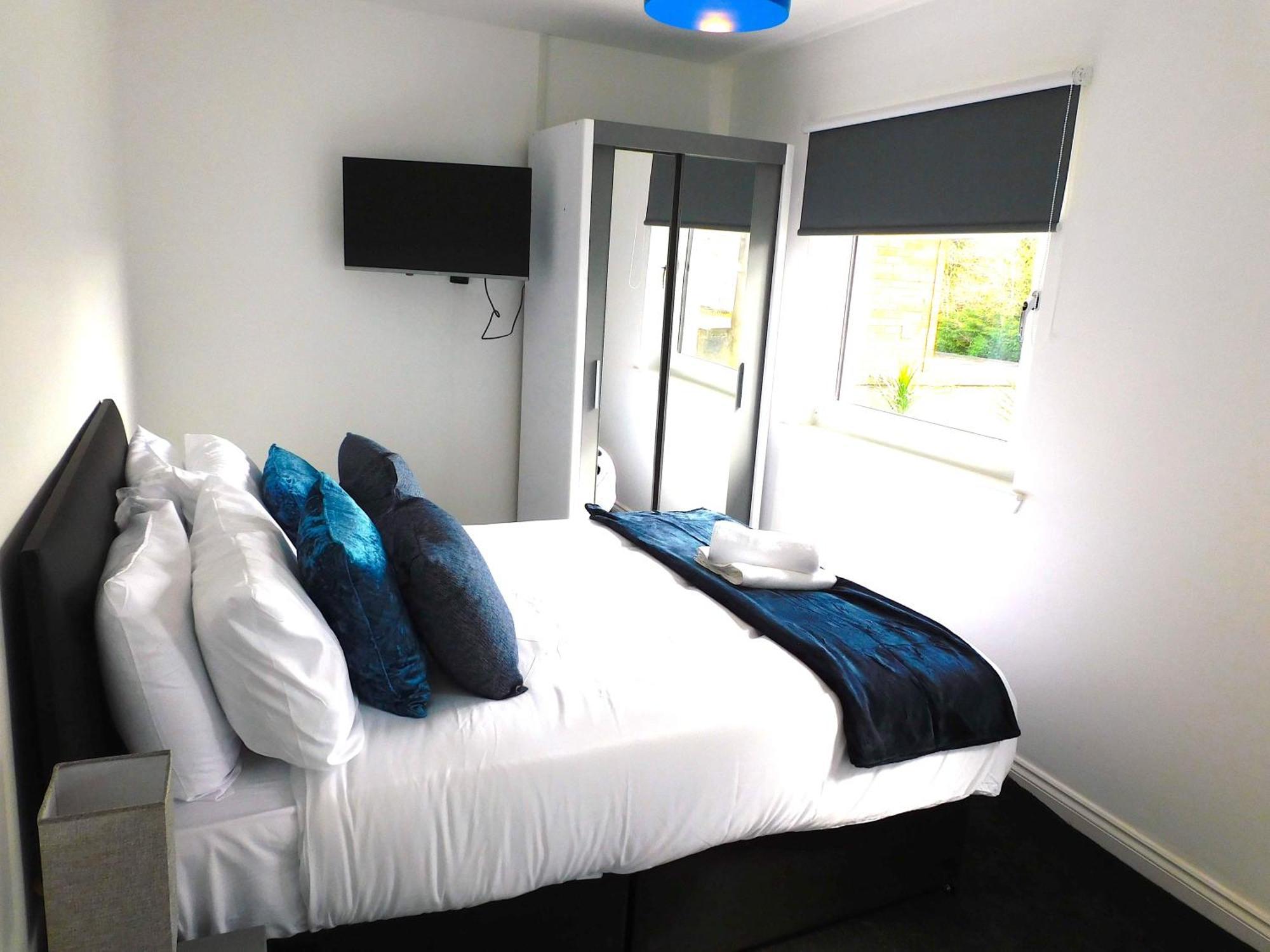 Newly Refurbished 1 Bed Apt In Hamilton Close To Station And Local Amenities Exterior photo
